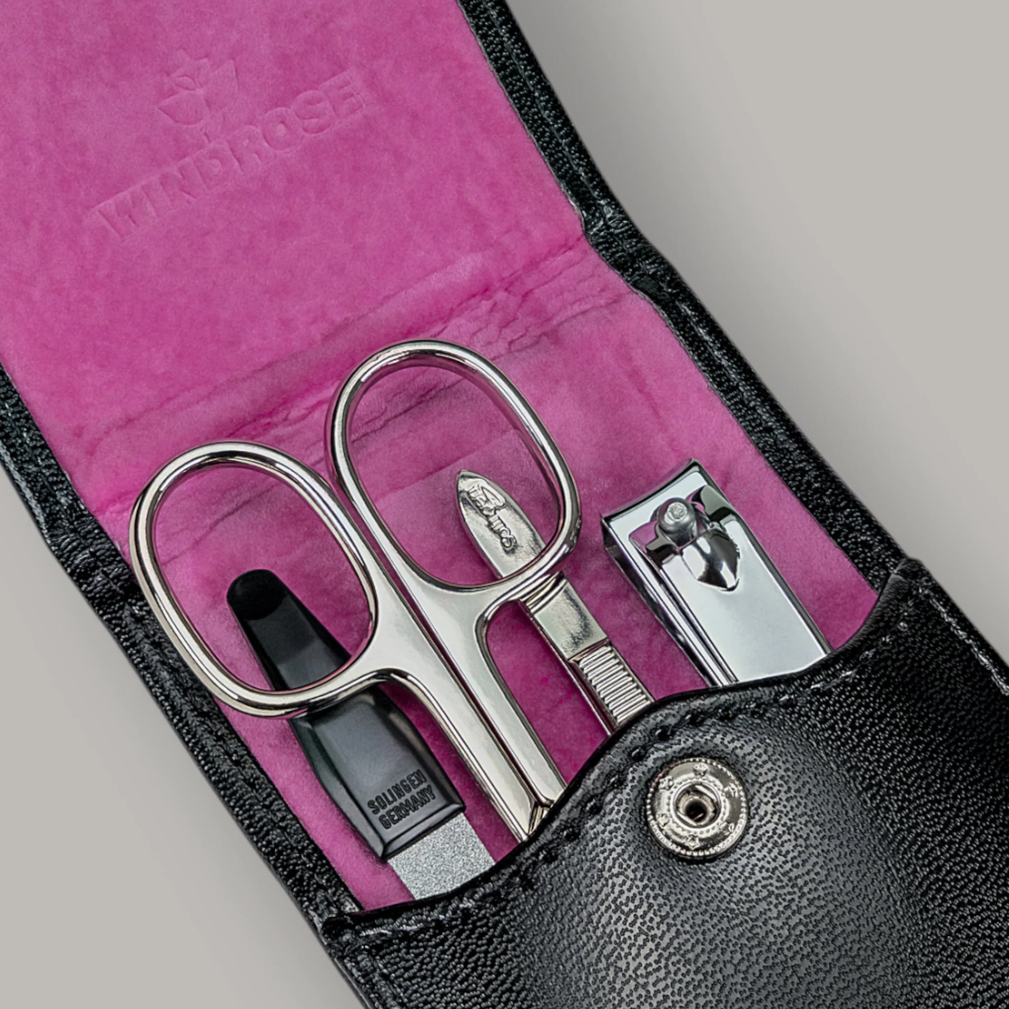 Astuccio per manicure da 4 pezzi Merino Moda / nero